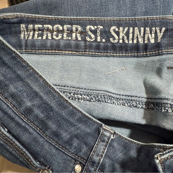 DKNY Jeans Mercer St. Denim Skinny Jeans Size 10 - Picture 9 of 10